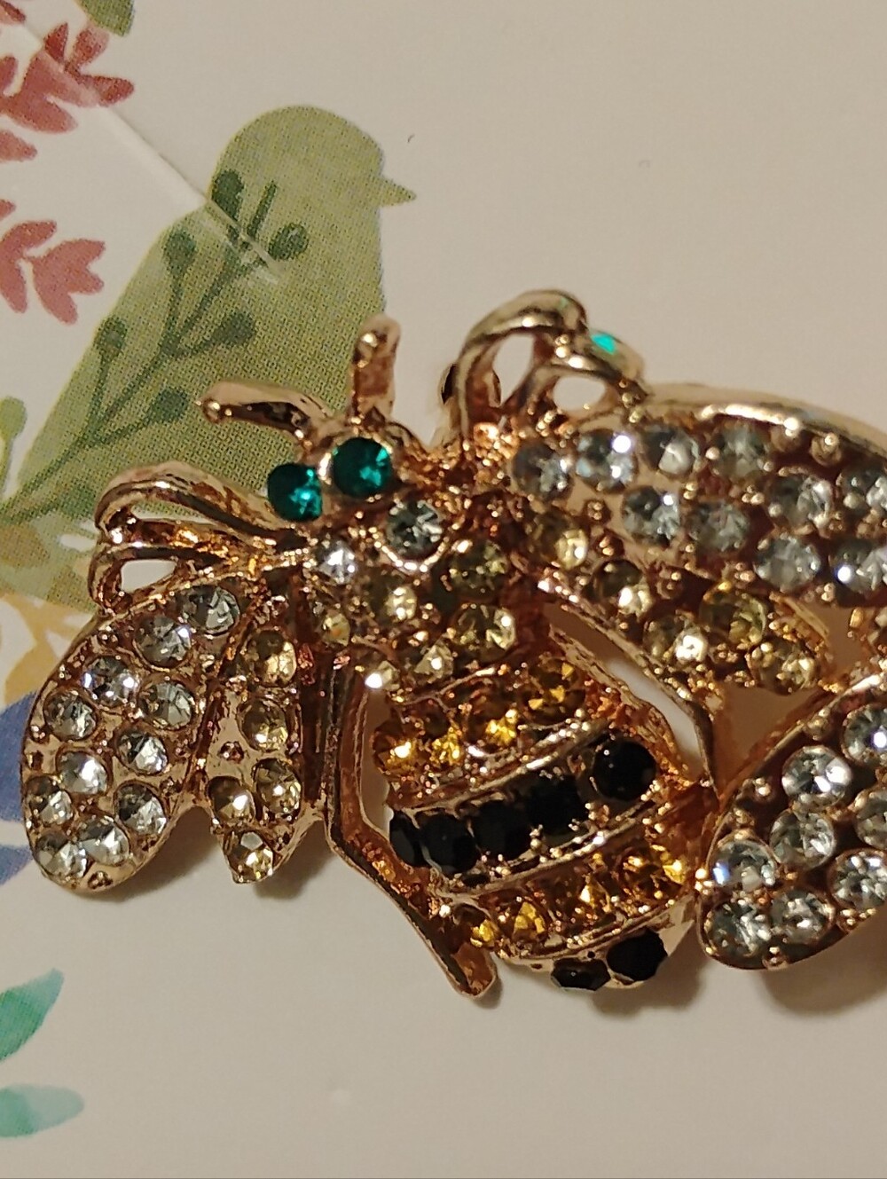 Bee ๐ Crystal Stud Earrings (Goldtone) - Picture 3 of 4